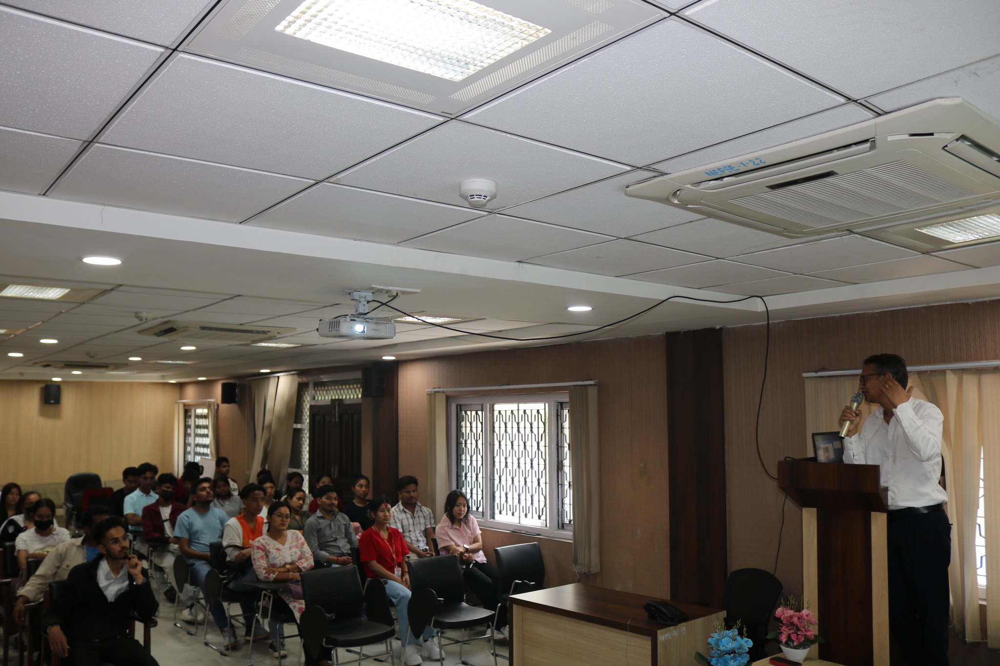 नेप्से अवलोकनमा निरभाना कलेजका विद्यार्थी, वित्तीय साक्षरतामा जोड