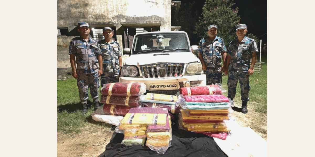 भन्सार छलीका भारतीय स्कारपियो सहित कपडा बरामद
