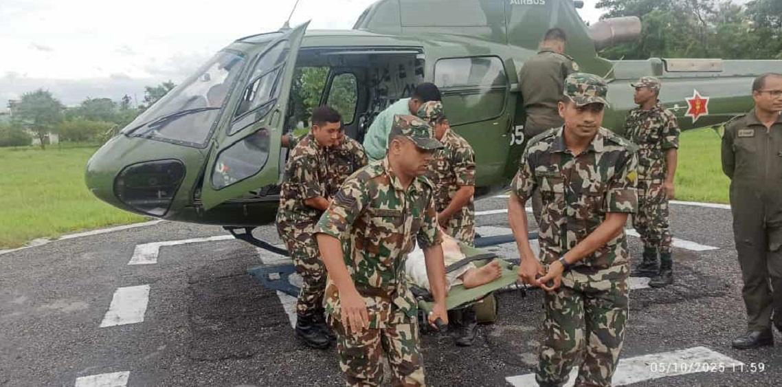 अविरल वर्षाबाट फसेका सयौं नागरिकको सेनाद्वारा उद्धार