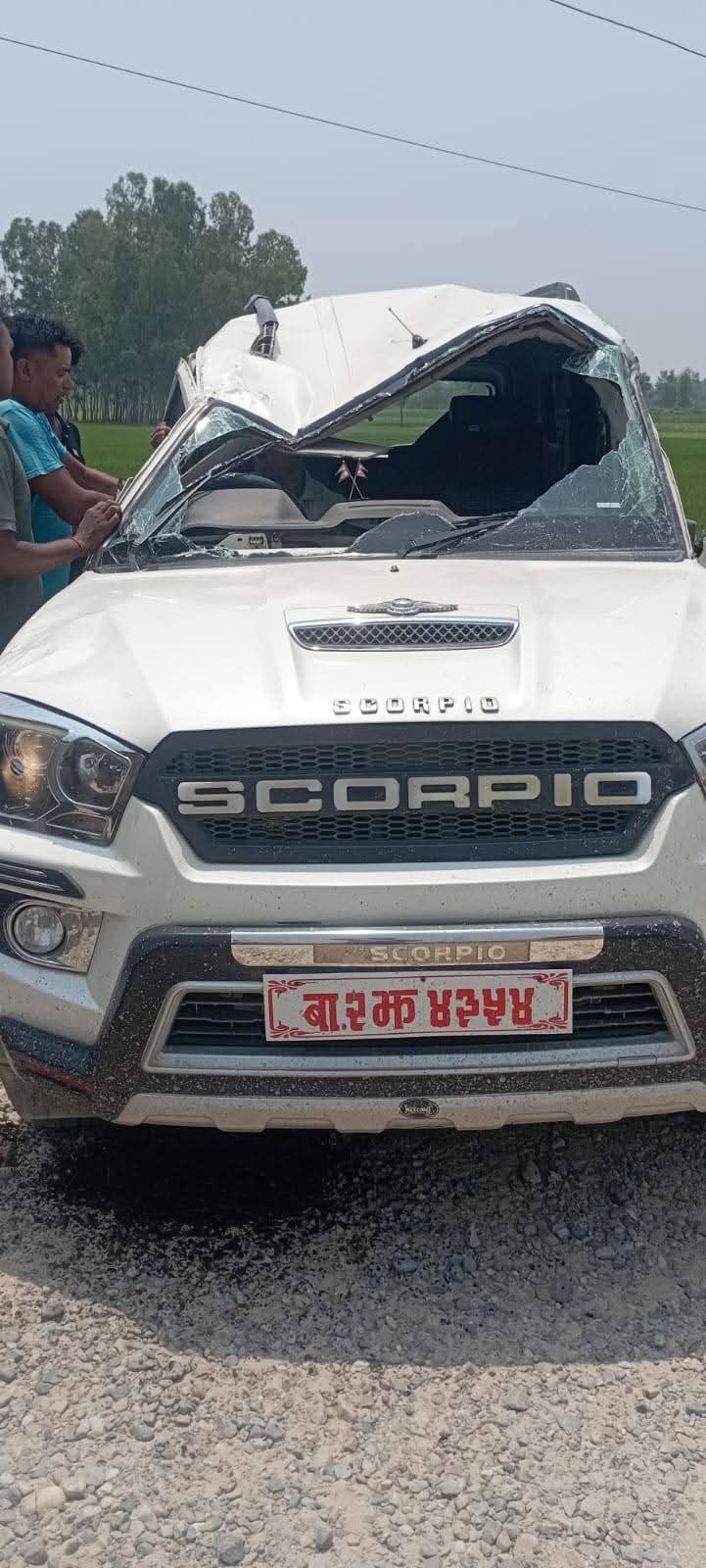 सिम्रौनगढको मेयर चढ्ने गाडी दुर्घटना