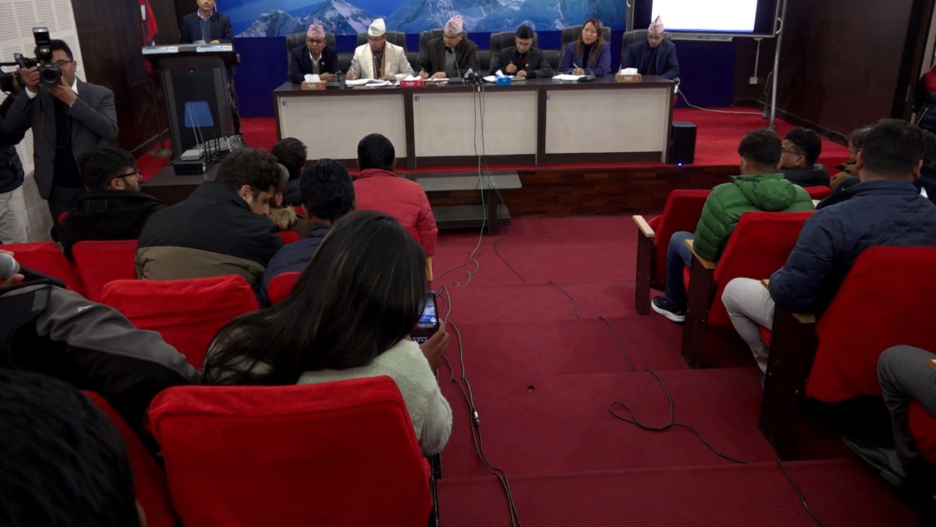 प्रत्यक्ष र समानुपातिकतर्फको १० लाख नमूना मतपत्र छपाइ सकियो: निर्वाचन आयोग