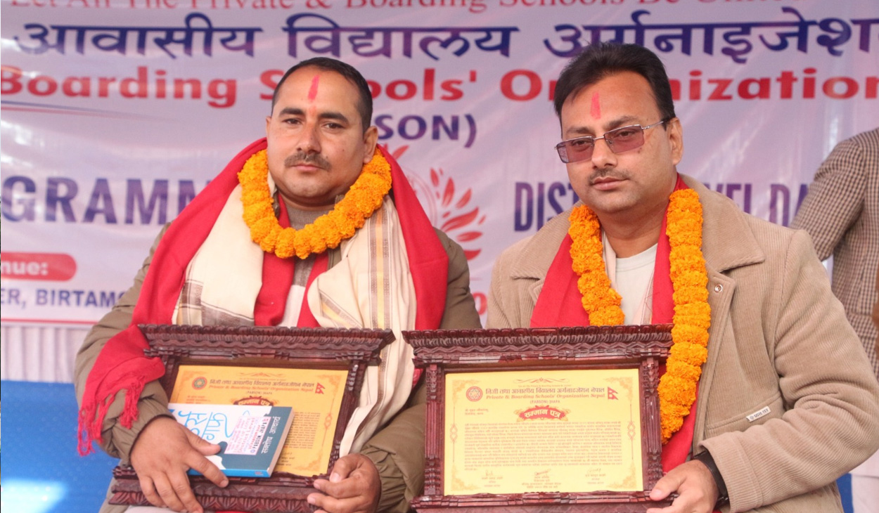 प्याब्सन झापाको स्थापना दिवसमा प्रदेश खबरकर्मी भण्डारी सम्मानित