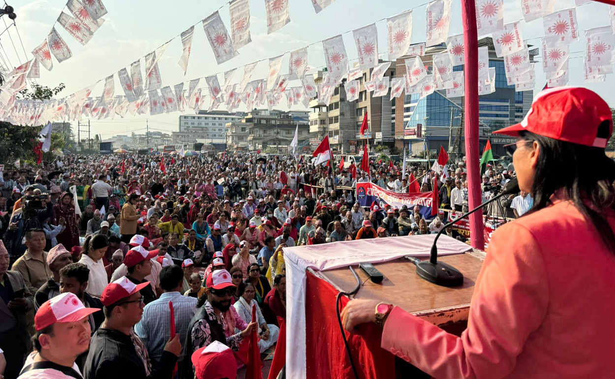 एमालेको देशव्यापी शक्ति प्रदर्शन : ७७ वटै जिल्लामा जनसभा सम्पन्न(तस्विरहरुसहित)