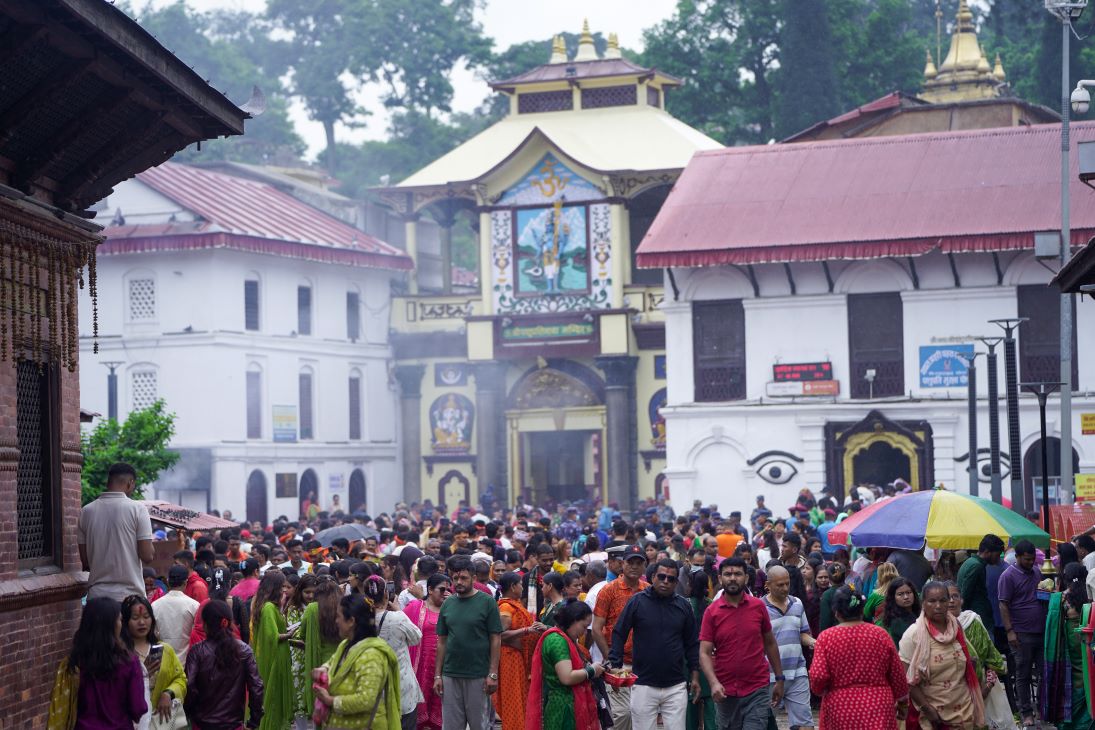 साउनको पहिलो सोमबार यस्तो देखियो पशुपति (तस्बिरहरू)