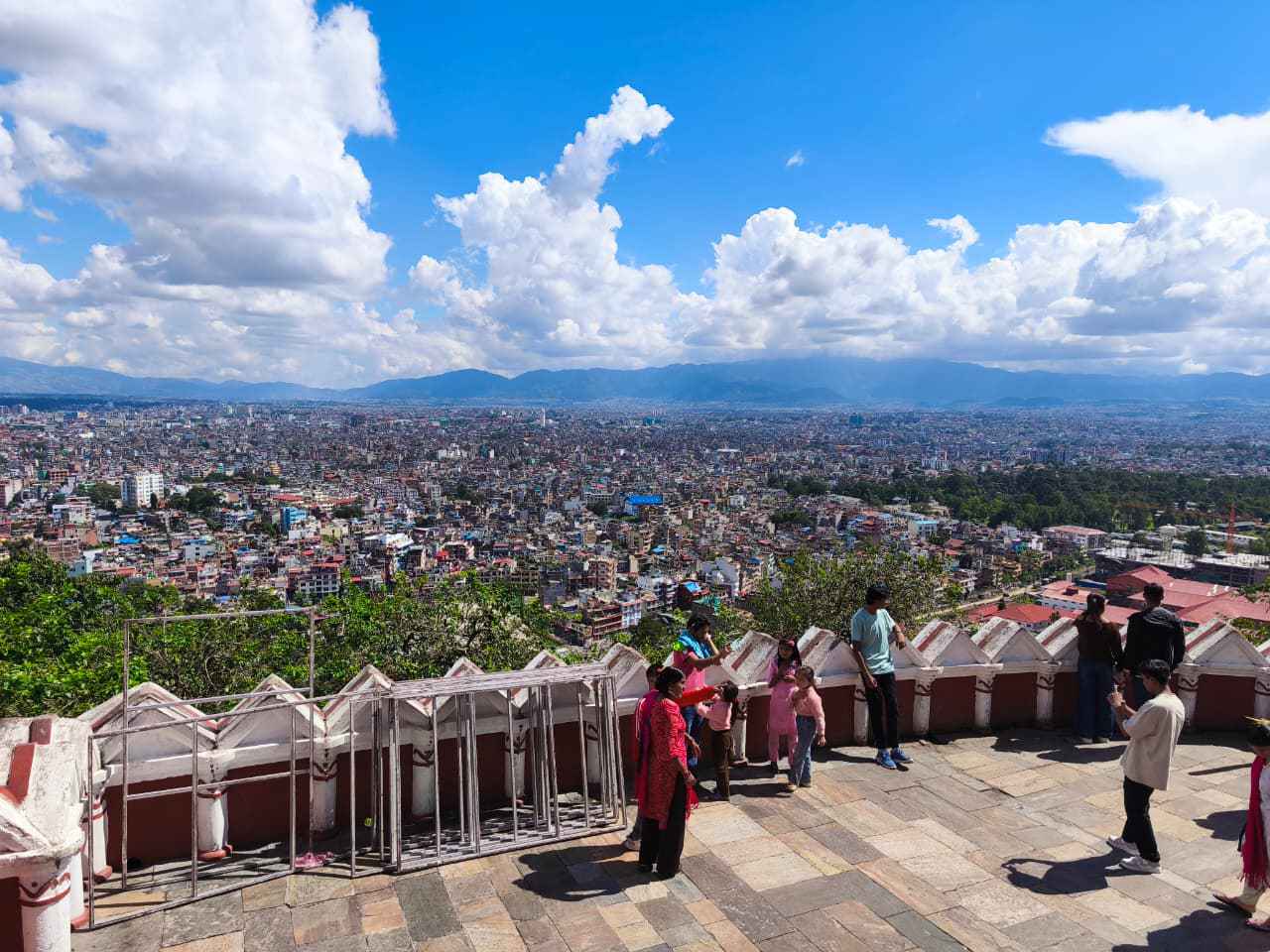 वर्षापछिको काठमाडौं (तस्बिरहरू)