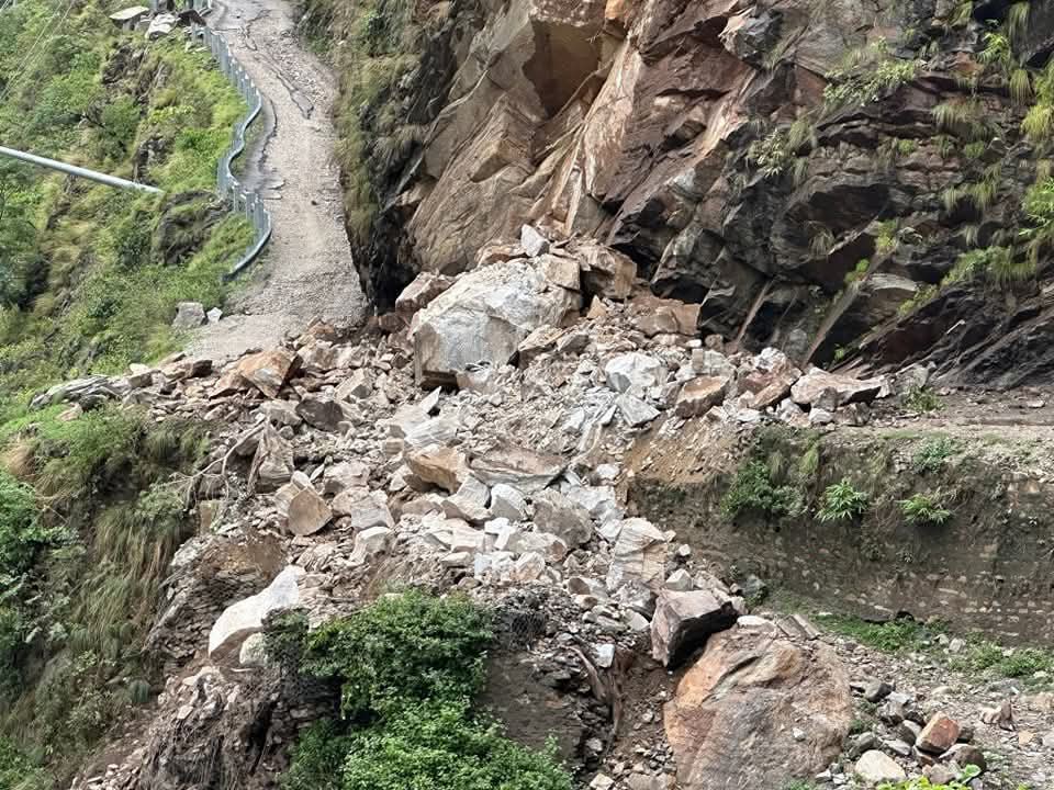 अवरुद्ध कर्णाली राजमार्ग सञ्चालनमा