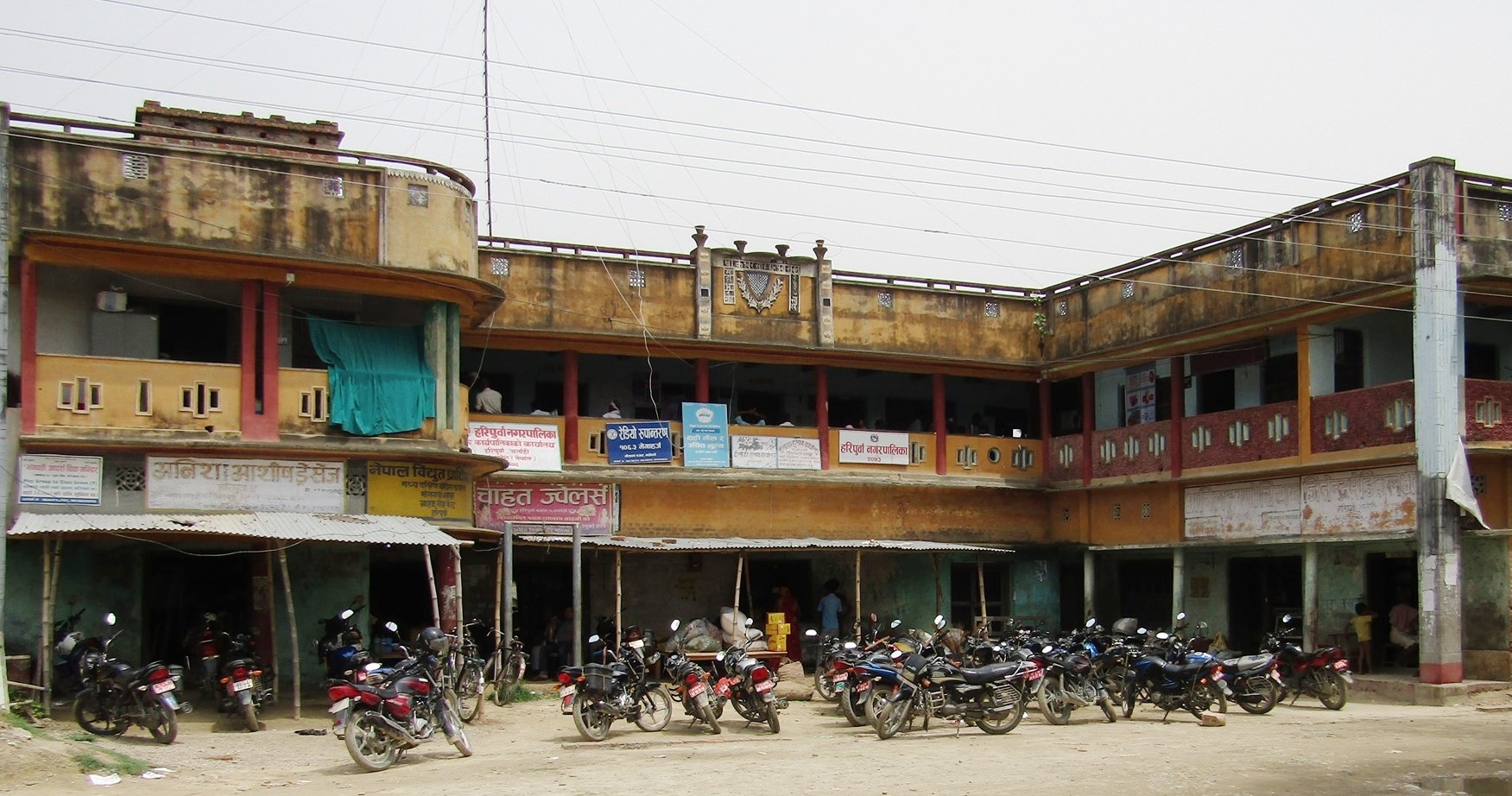 नगरप्रमुख र प्रमुख प्रशासकीय अधिकृतमाथि आक्रमणको प्रयास