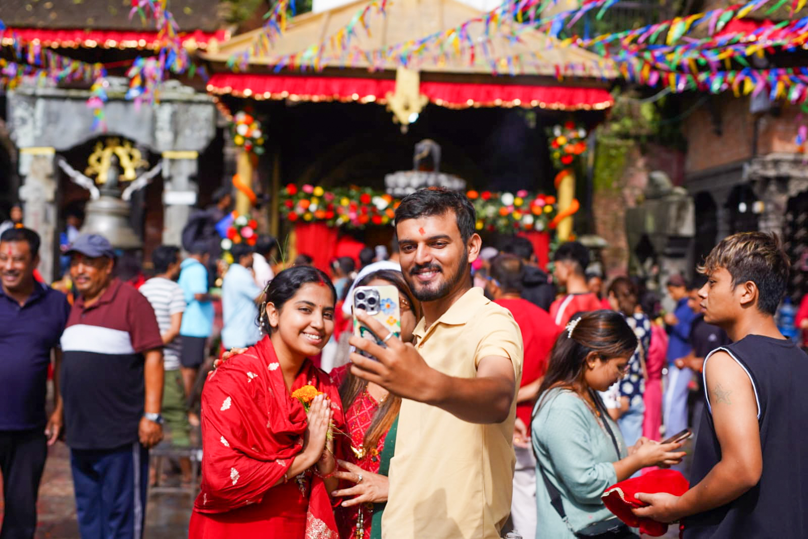 गणेश चतुर्थीको दिन सूर्यविनायक गणेश मन्दिरमा भक्तजनको भिड (फोटो फिचर)