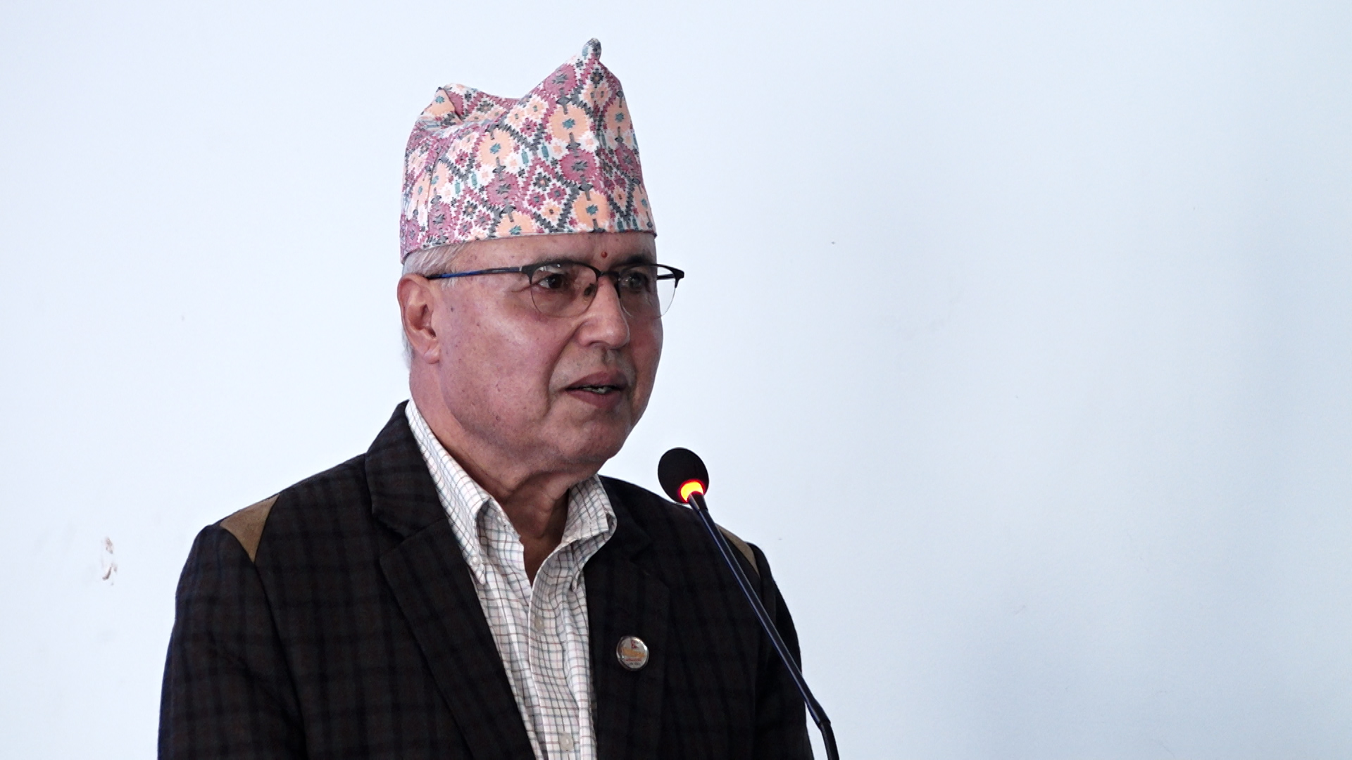 सबैको सुझाव अनुसार मौद्रिक र वित्तीय नीति बनेको छ, समस्या हुँदैन : अर्थमन्त्री