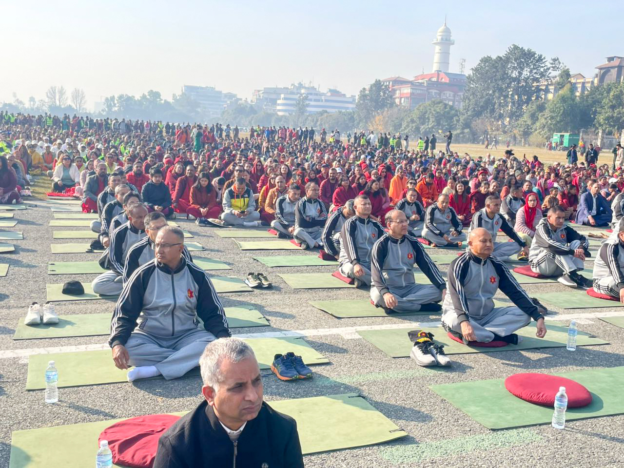 टुँडिखेलमा ध्यान दिवसको रौनक (फोटो फिचर)