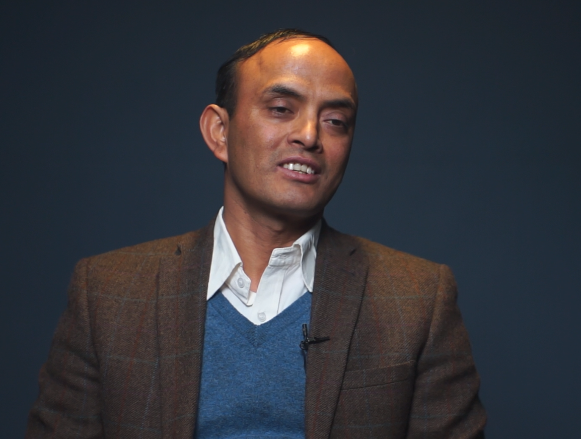 दोलखामा नेकपा उम्मेद्वार विशाल खड्का : अजयबाबु र पार्वतका लागि भारी