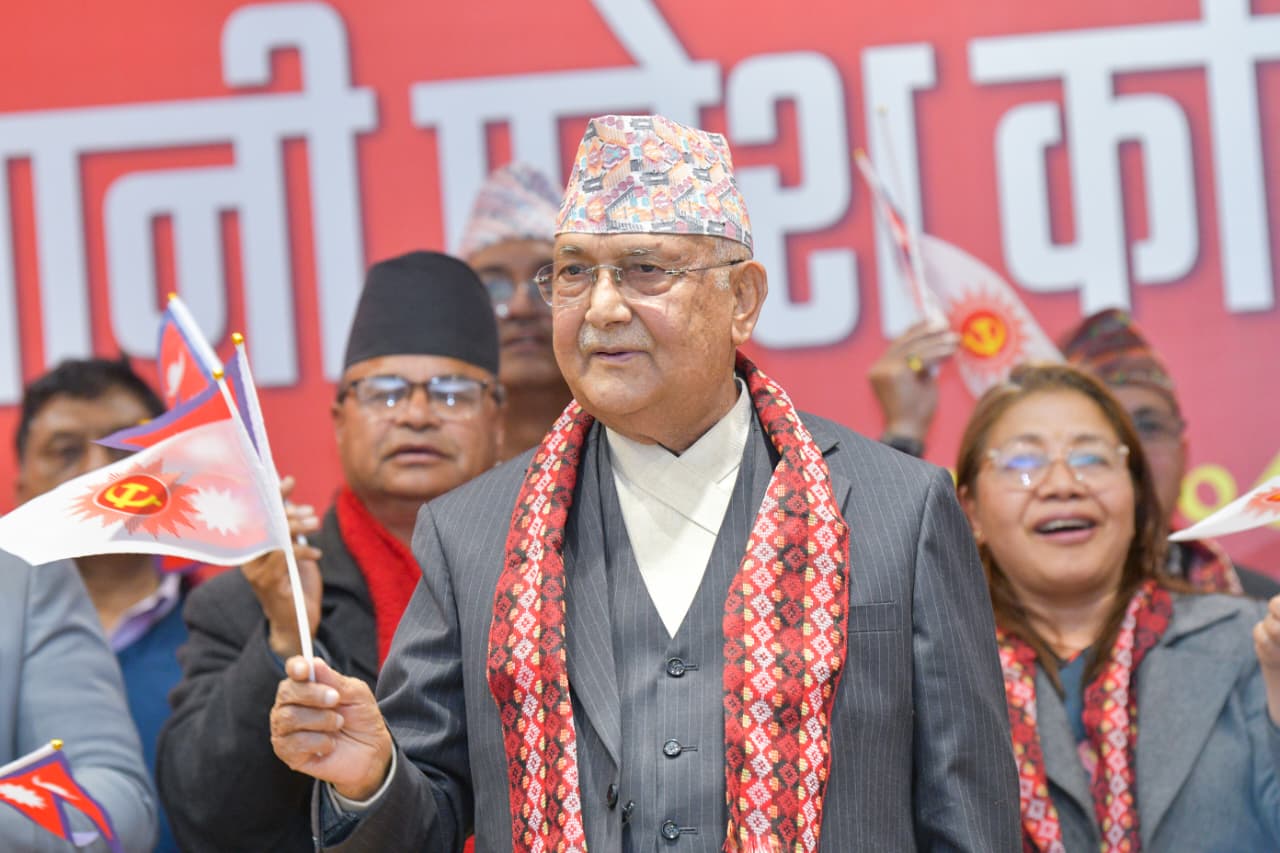 गगन विश्वलाई प्रश्न गर्दै एमाले अध्यक्ष ओलीले कांग्रेस विशेष महाधिवेशनबारे गरे टिप्पणी