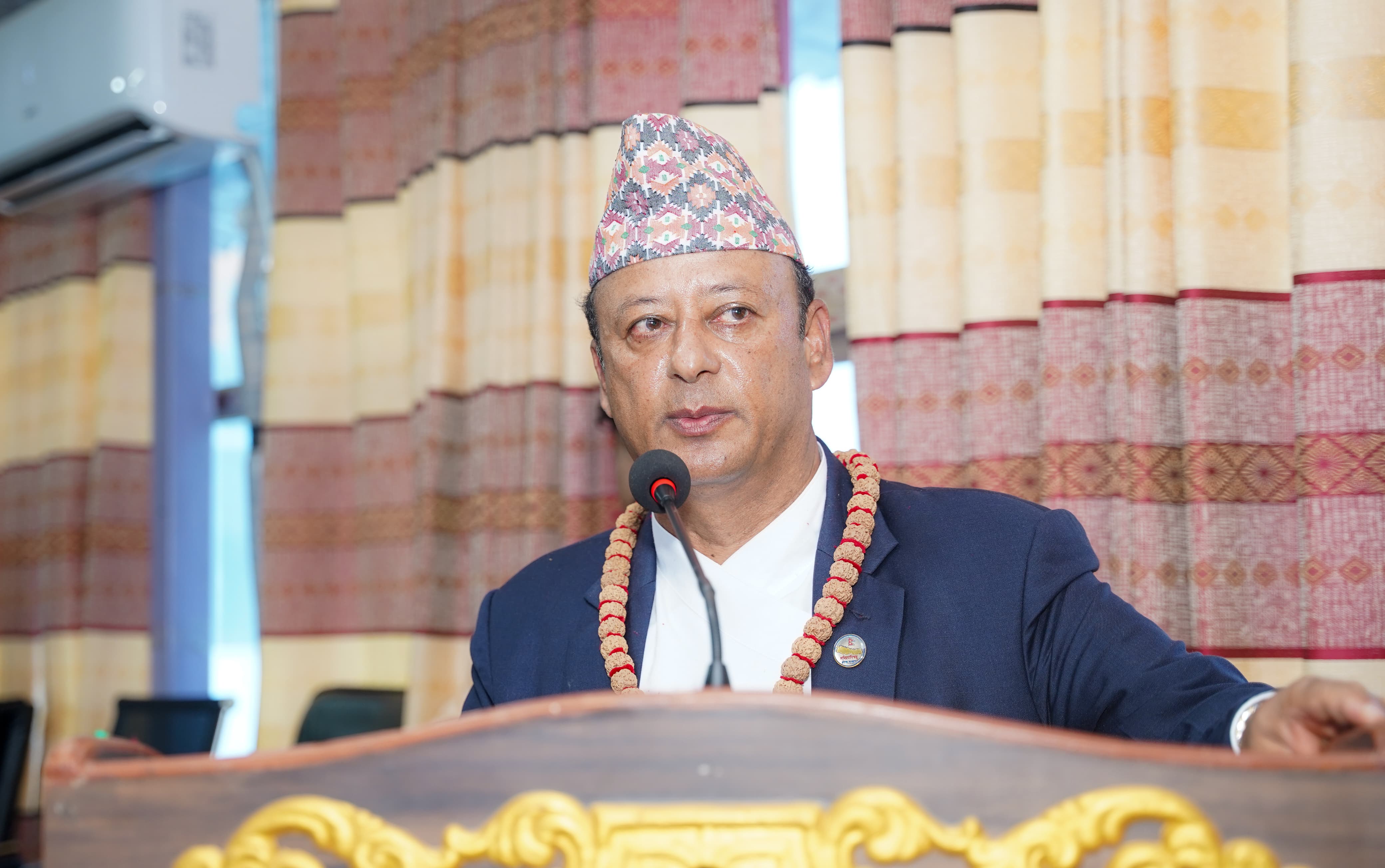 जलविद्युत‍को विकास गर्न जनशक्तिलाई सीपयुक्त बनाउनुपर्छ : मन्त्री खड्का