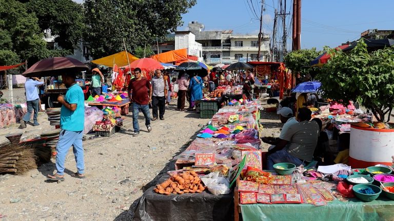 हेटौँडामा तिहार लक्षित बजारका लागि तीन स्थान तोकियो