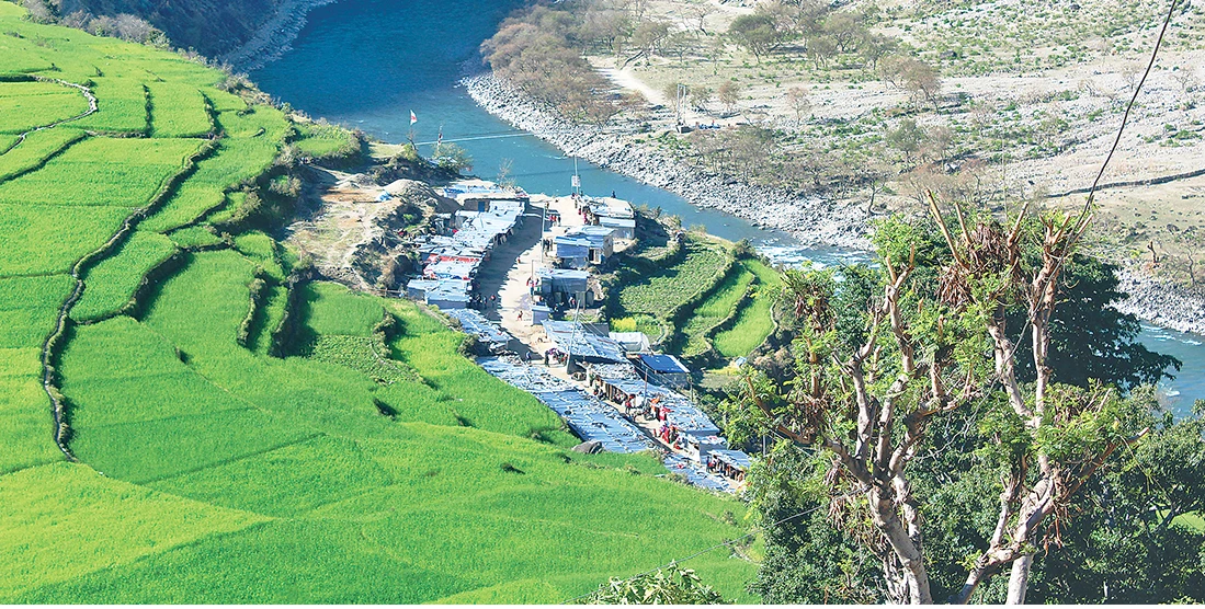 कालीकोटका तीन पालिका मुकाम जोड्न नदी बाधक, पुल नबन्दा सडक सञ्जालबाट वञ्चित