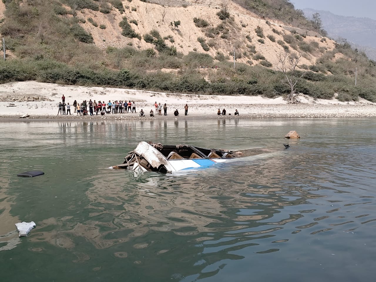 तामाकोशी बस दुर्घटना अपडेट: नौं जनाको मृत्यु, १० को उद्दार