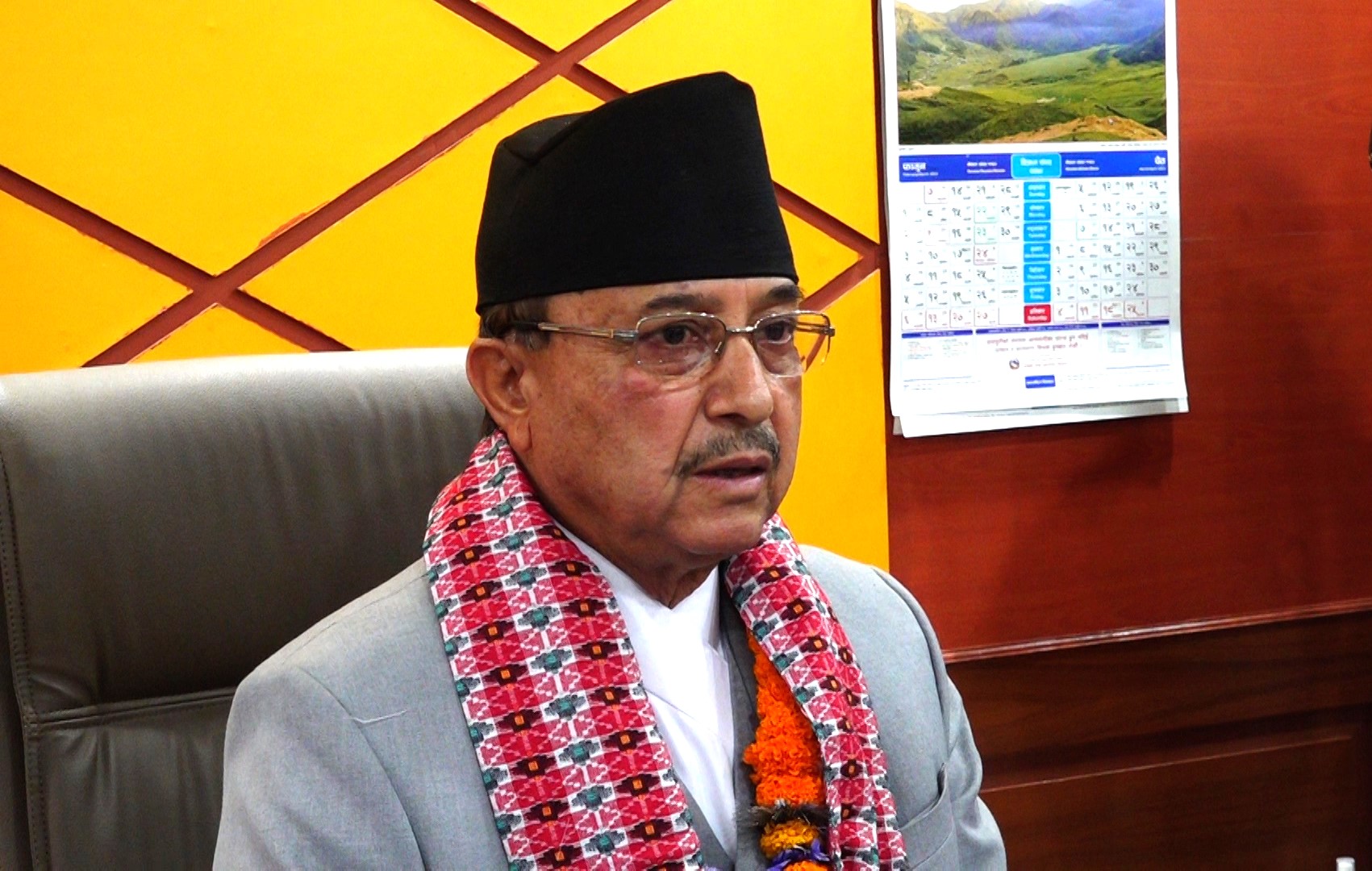 तमु ल्होसारले आपसी सद्भाव र राष्ट्रिय एकता मजबुत बनाओस् : पूर्णबहादुर खड्का