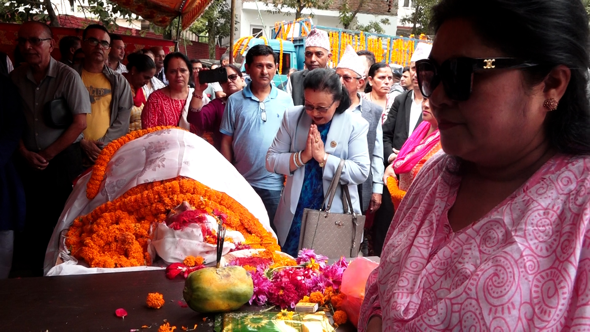 नेता शास्त्रीको निधनप्रति कांग्रेसले तीन दिनसम्म झण्डा आधा झुकाउने