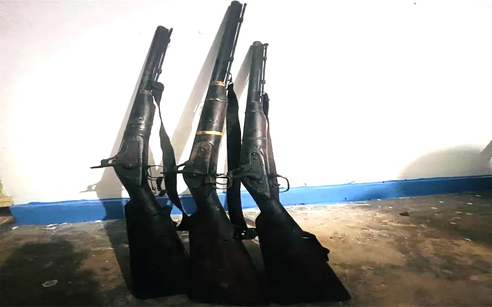 सिन्धुलीमा अवैध बन्दुक सहित तीनजना पक्राउ