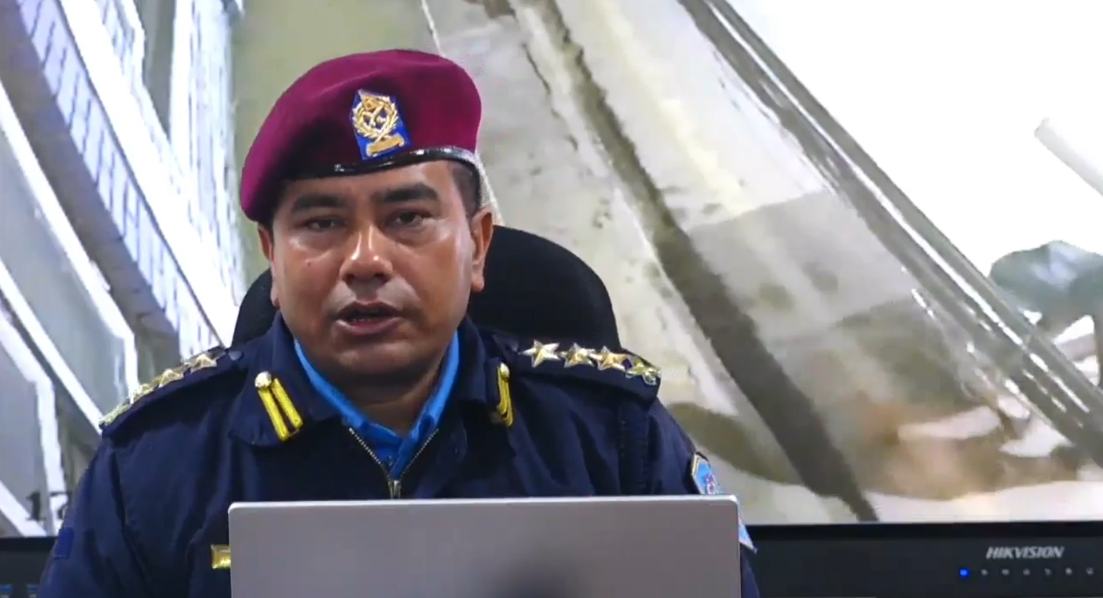 काठमाडौंका विभिन्न स्थानमा लुटपाट गर्ने १० जना नियन्त्रणमा, मुख्य नाइकेलाई गोली लाग्यो