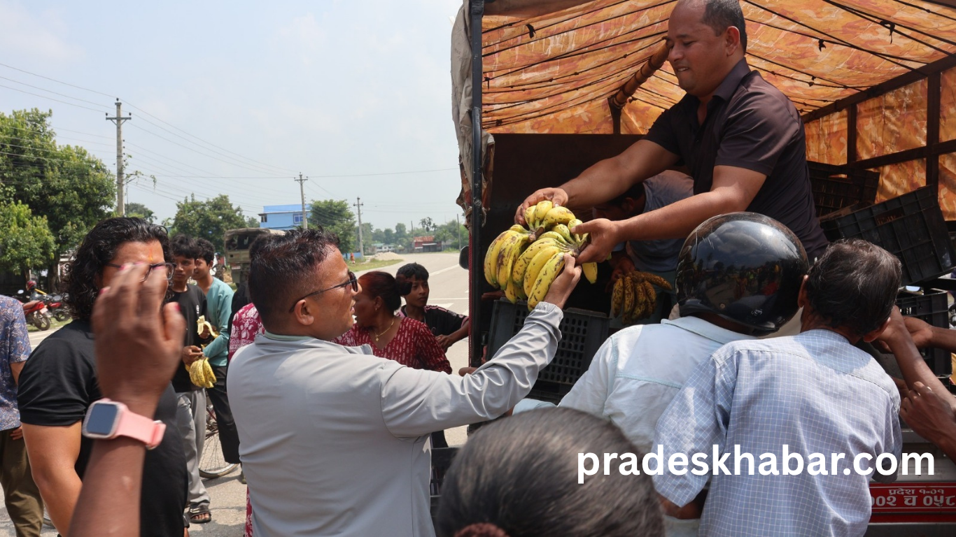 करोडको क्षति भएपनि हारेन झापाका बस्नेतको मन, दिनहुँ राहत बाँडेर चर्चा चुलियो झन्