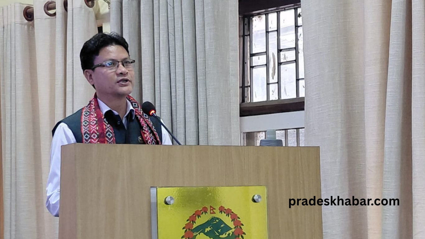 सञ्चारगृहमा प्रहरी पुगेपछि रास्वपा सचेतक बोले : ‘यो लोकतान्त्रिक चरित्र होइन’