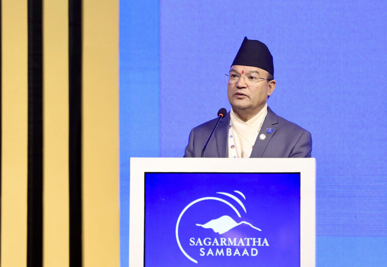 हिमाल भव्य मात्र होइन अत्यावश्यक जलवायु नियामकका रूपमा समेत रहिआएका छन् : वनमन्त्री शाही