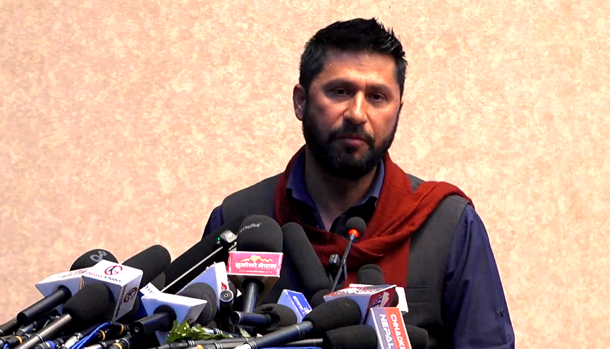 पपुलिष्ट र अपरिपक्कता भनेर गाली गर्नेहरुको चाङमा टेकेर समृद्धिको सपना पूरा गर्छौ : लामिछाने