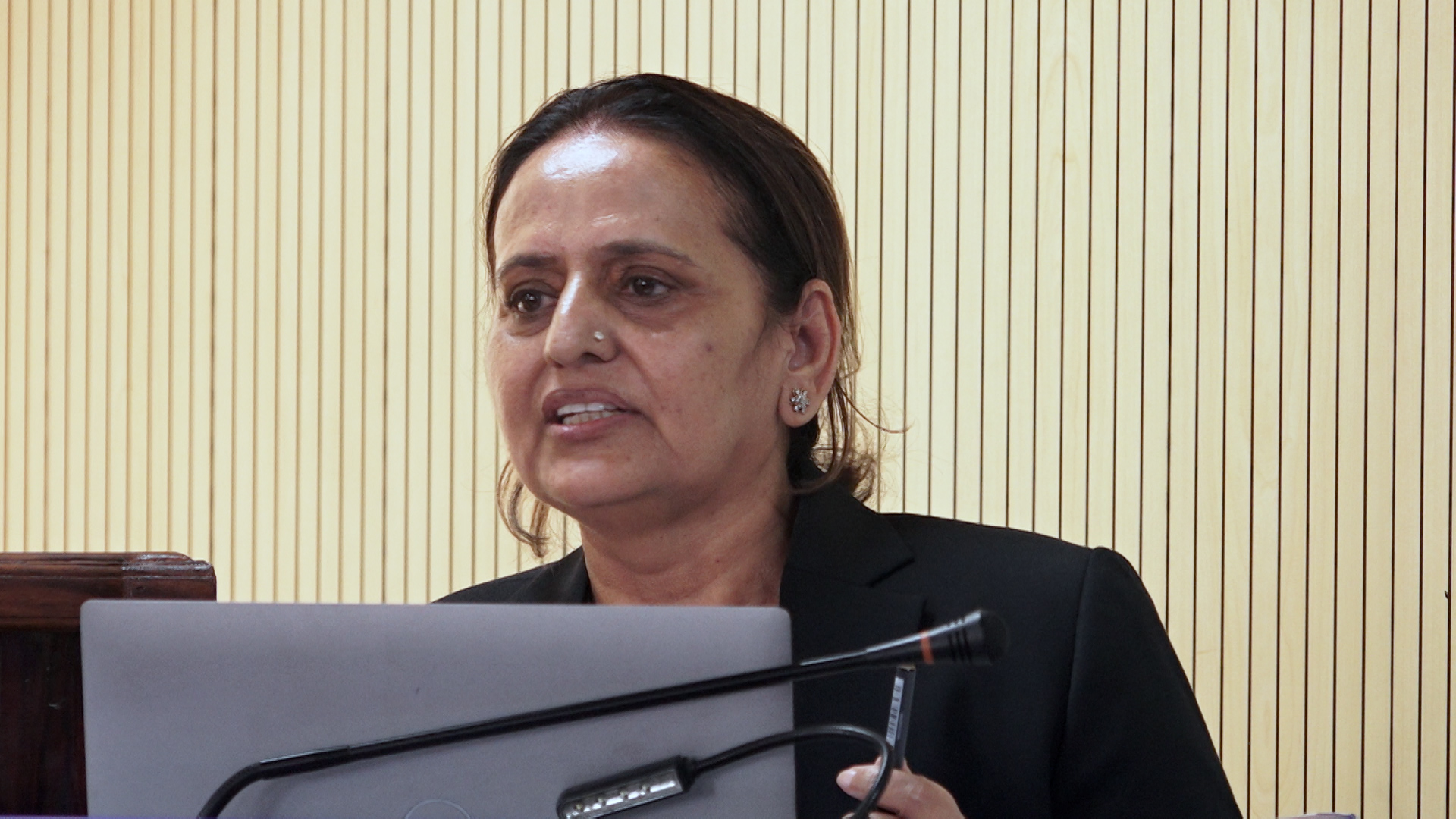 ‘श्रीमती हुँदा कहिल्यै ग्लानि भएन, तर पेसामा आत्मग्लानि भयो’