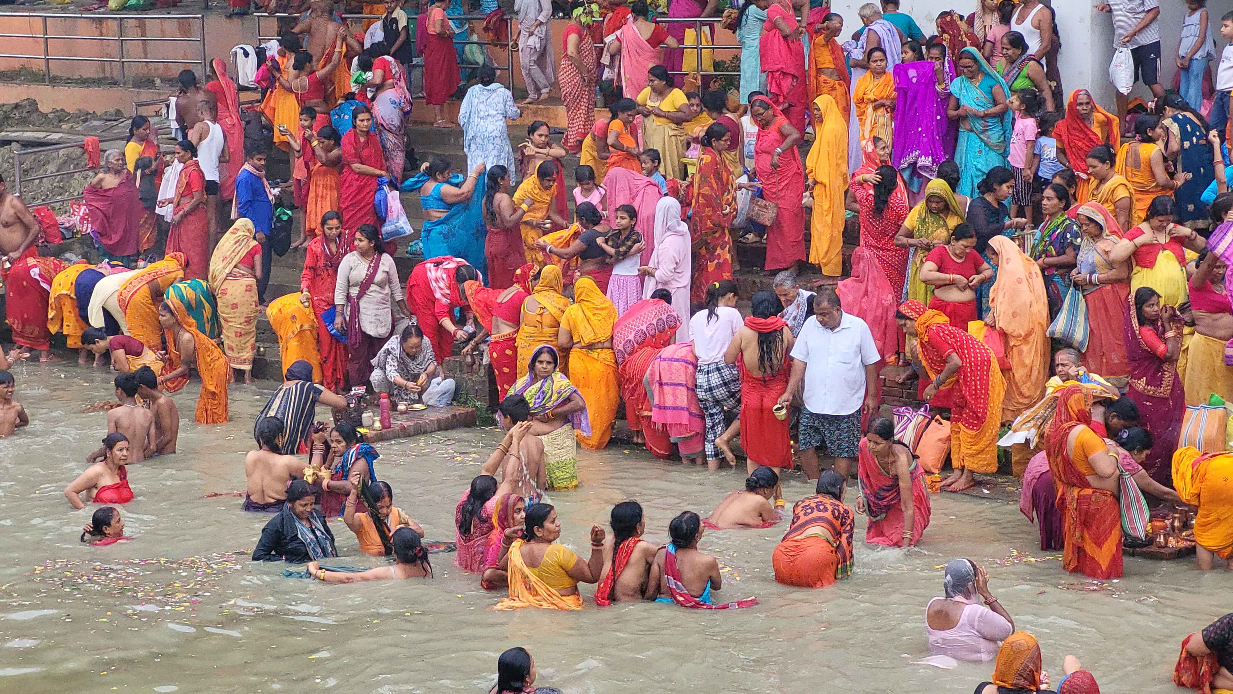 आज जानकी नवमी ः साही स्नान सम्पन्न, मधेश प्रदेशमा सार्वजनिक विदा