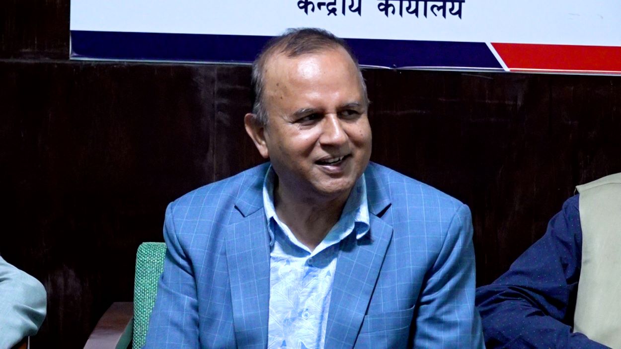 गणतन्त्र दिवस उत्सवका रूपमा मनाउने एमालेको निर्णय
