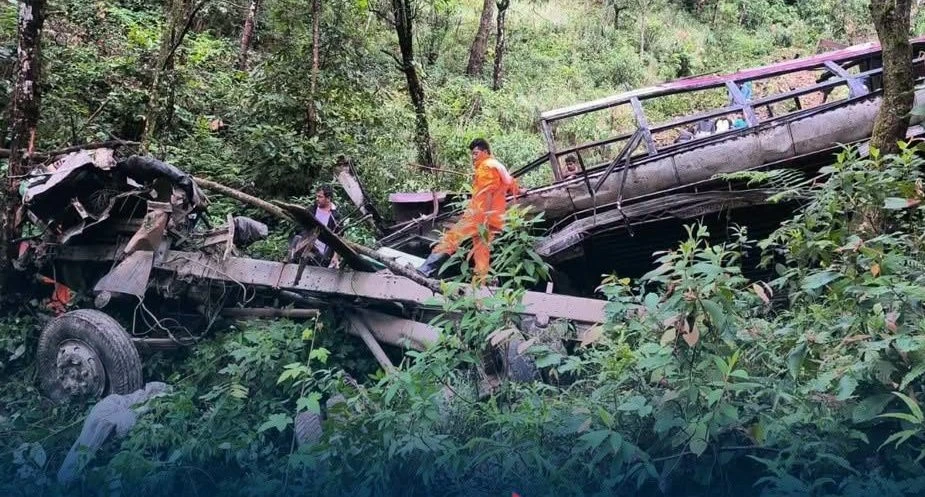 टीका–जमराको साटो छोरीको शव बुझ्नुपर्दा शोकमा माझठाना, गाउँभरि रोकियो दसैंको टीका