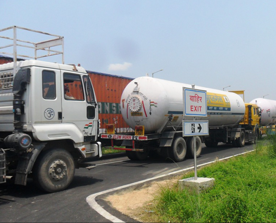 वीरगञ्जबाट ५ महिनामा ७२ अर्बको पेट्रोलियम पदार्थ आयात