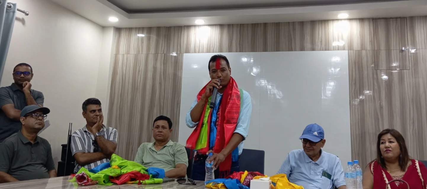 सम्मान कार्यक्रममा विकास केसीलाई इटहरीको नेतृत्व गर्न सुझाव