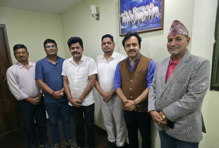 नेतृत्व छाड्न सीके राउतलाई अल्टिमेटम दिएका जनमतका ६ नेताले दिए सामुहिक राजीनामा
