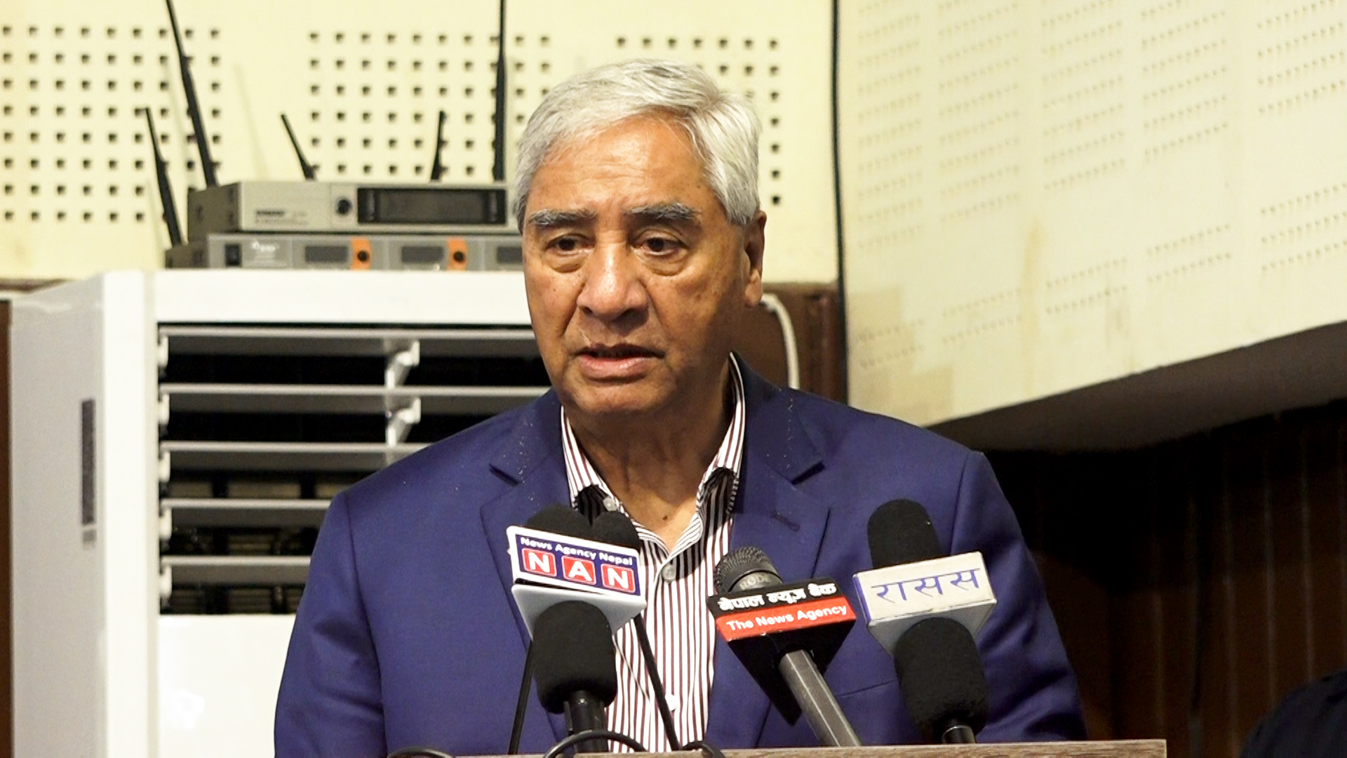 संविधानकै कारण प्रतिस्पर्धी दलहरु मिलेर काम गर्नुपर्ने बाध्यता छ : सभापति देउवा