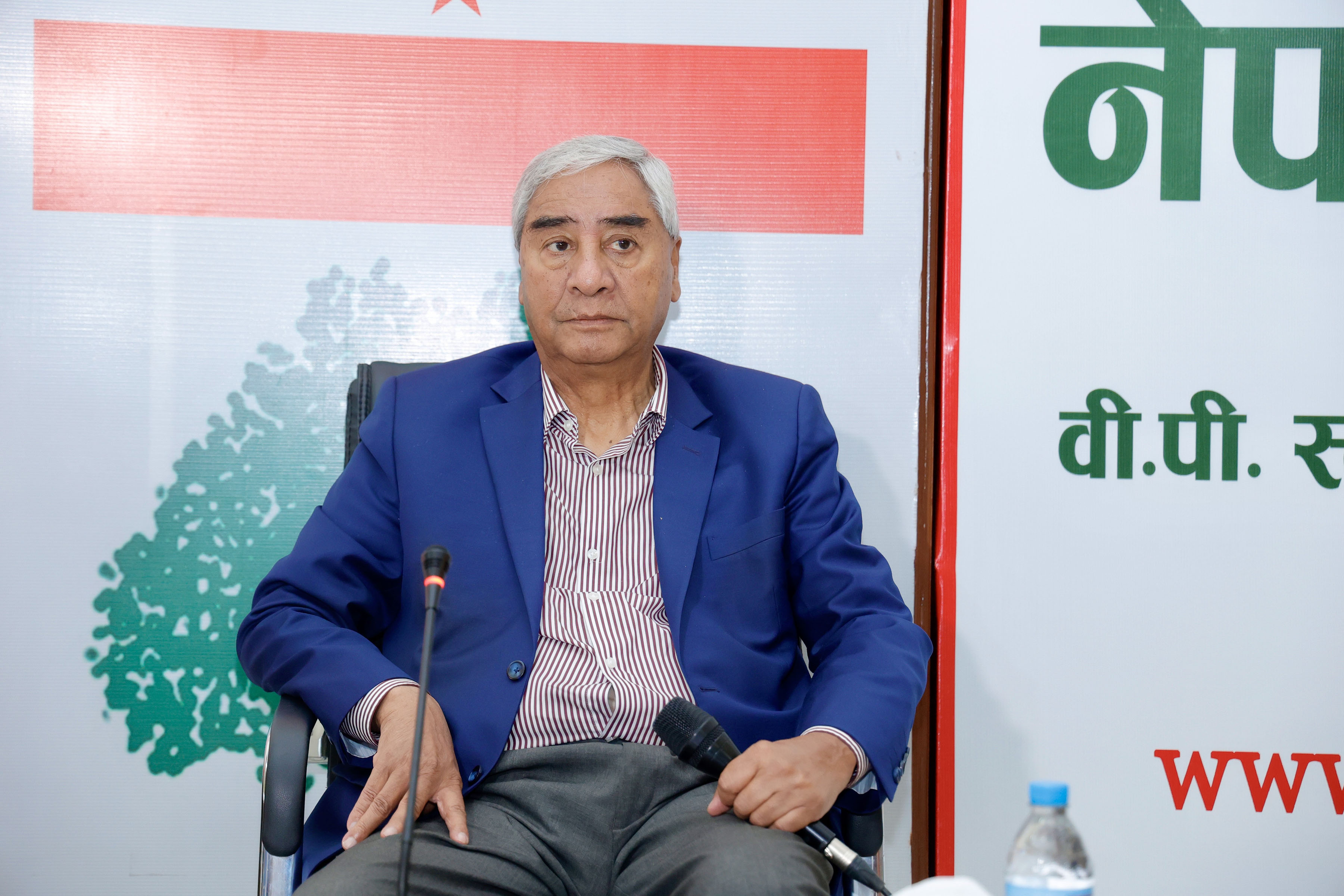 नौं महिनापछि बसेको कांग्रेस बैठक : संगठनभित्रको ढिलासुस्ती कि रणनीतिक मौनता ?
