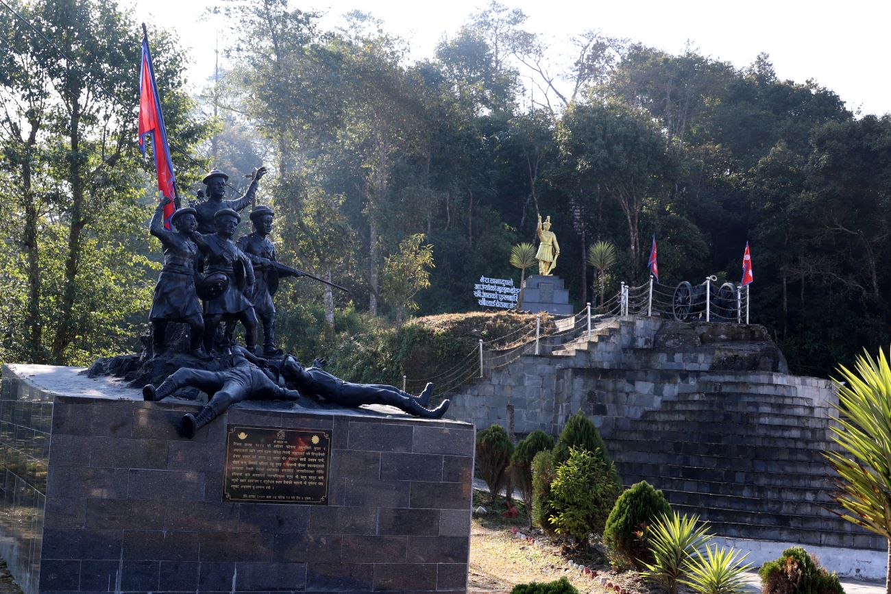 ऐतिहासिक सिन्धुलीगढीले पर्यटकको मन लोभ्याउँदै