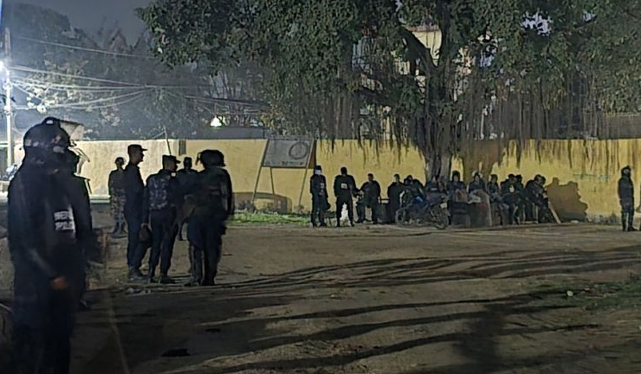 सिरहा कारागारमा तनाव, नाइके पक्राउपछि तोडफोड र आगजनी