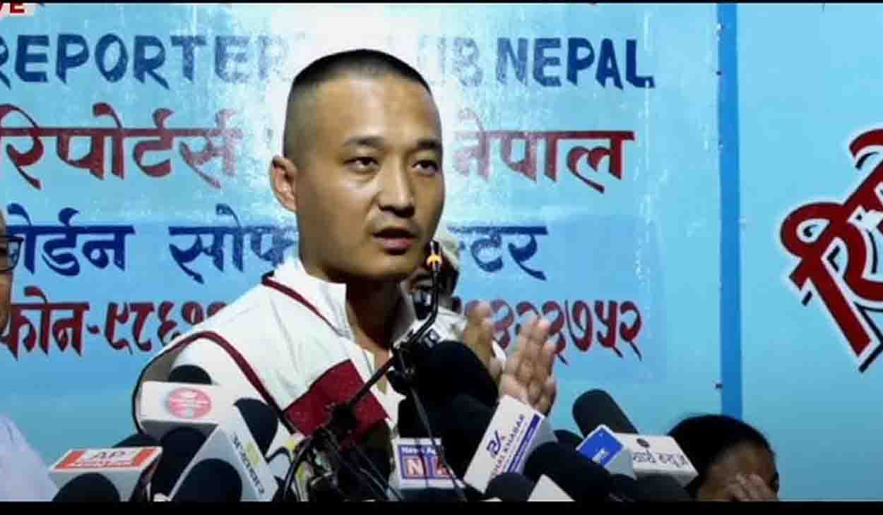 सुदन गुरुङको चेतावनी: ‘पीडितको माग पूरा नभए सरकार ढल्छ’