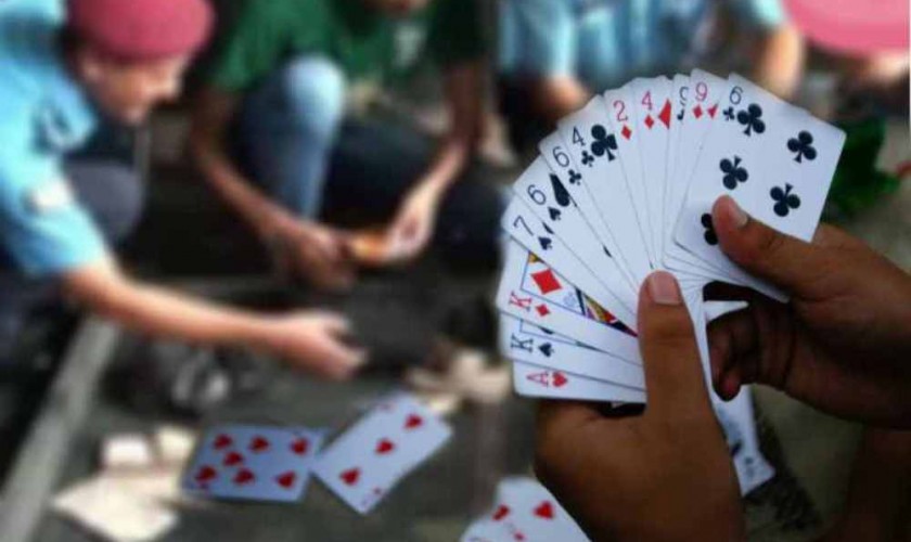 दसैँमा जुवातास खेल्ने १७ जना पक्राउ