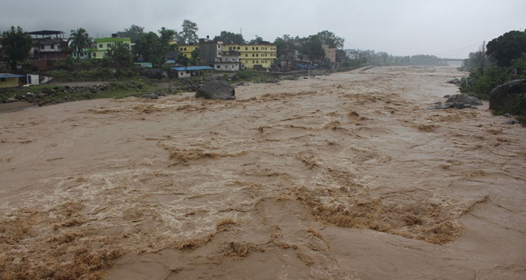 रसुवाको बाढी धादिङ प्रवेश,  सतर्क रहन आग्रह