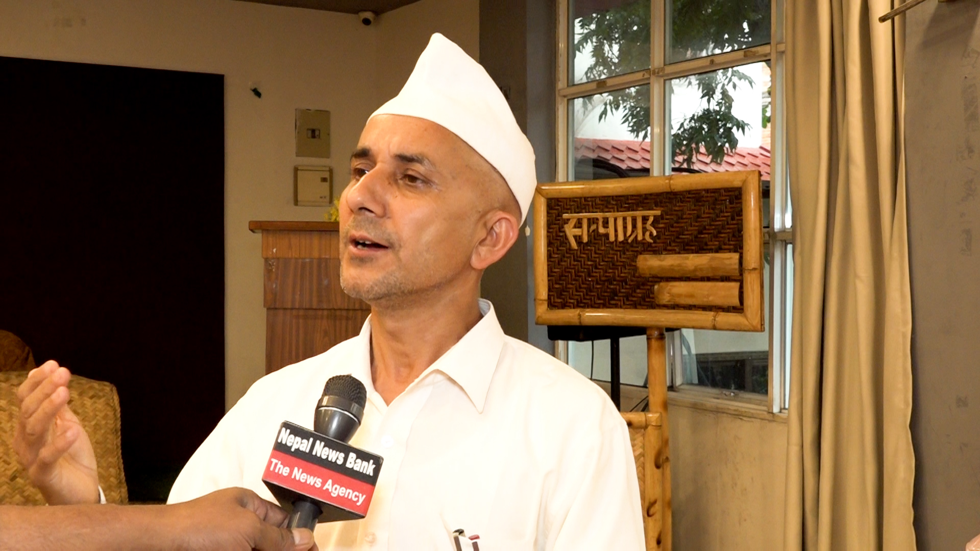 किन गर्दै छन् दिक्तेलका मेयर भोक हड्ताल ? (भिडियोसहित)