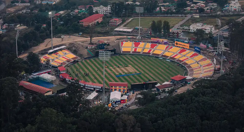 टिकट नहुने टियु क्रिकेट मैदान वरपर नजान प्रहरीको आग्रह