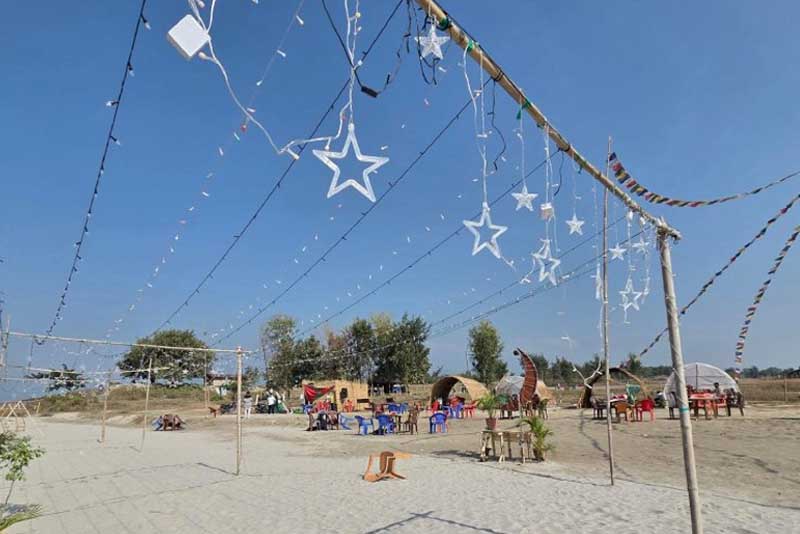 पर्यटकको रोजाइमा ‘बोराबाध’