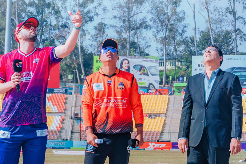 एनपिएलः चितवन टस जितेर ब्याटिङमा