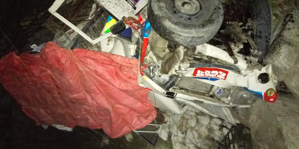 मकवानपुरको सिमखोला पुल नजिक बोलेरो पिकअप दुर्घटना, एक जनाको मृत्यु