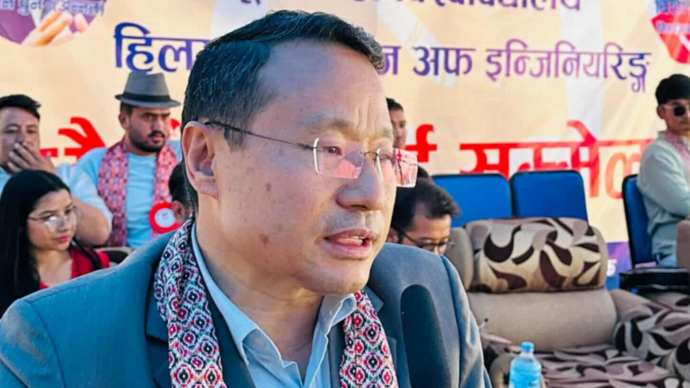 पुनले भने: ‘प्रचण्ड नेपाली राजनीति परिवर्तनको ‘ब्राण्ड’ हुन्