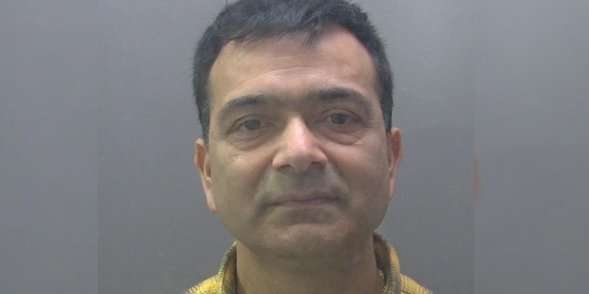 बेलायतमा बलात्कारको अभियोगमा नेपाली पण्डित ढकाललाई २५ वर्ष जेल सजाय