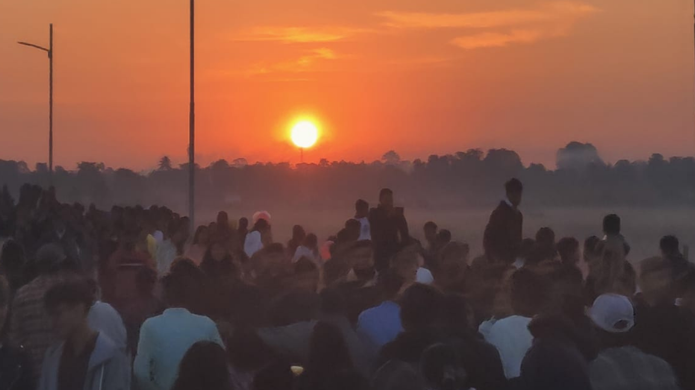 उदाउँदो सूर्यको पूजा,उपासना सँगै अर्घ दिएपछि सकियो छठ पर्व
